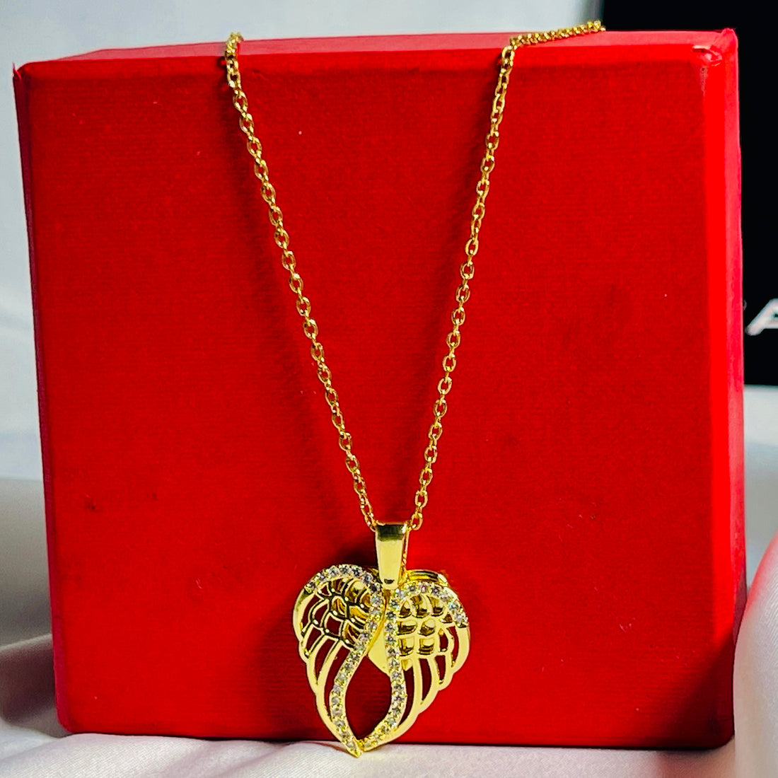Custom Name Golden Angel Wings Heart Pendant Necklace