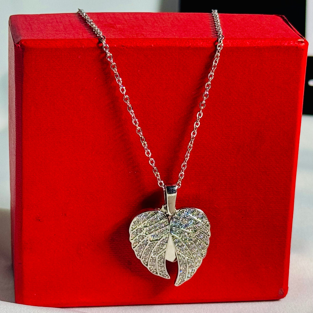 Custom Name Silver Angel Wings Heart Pendant Necklace
