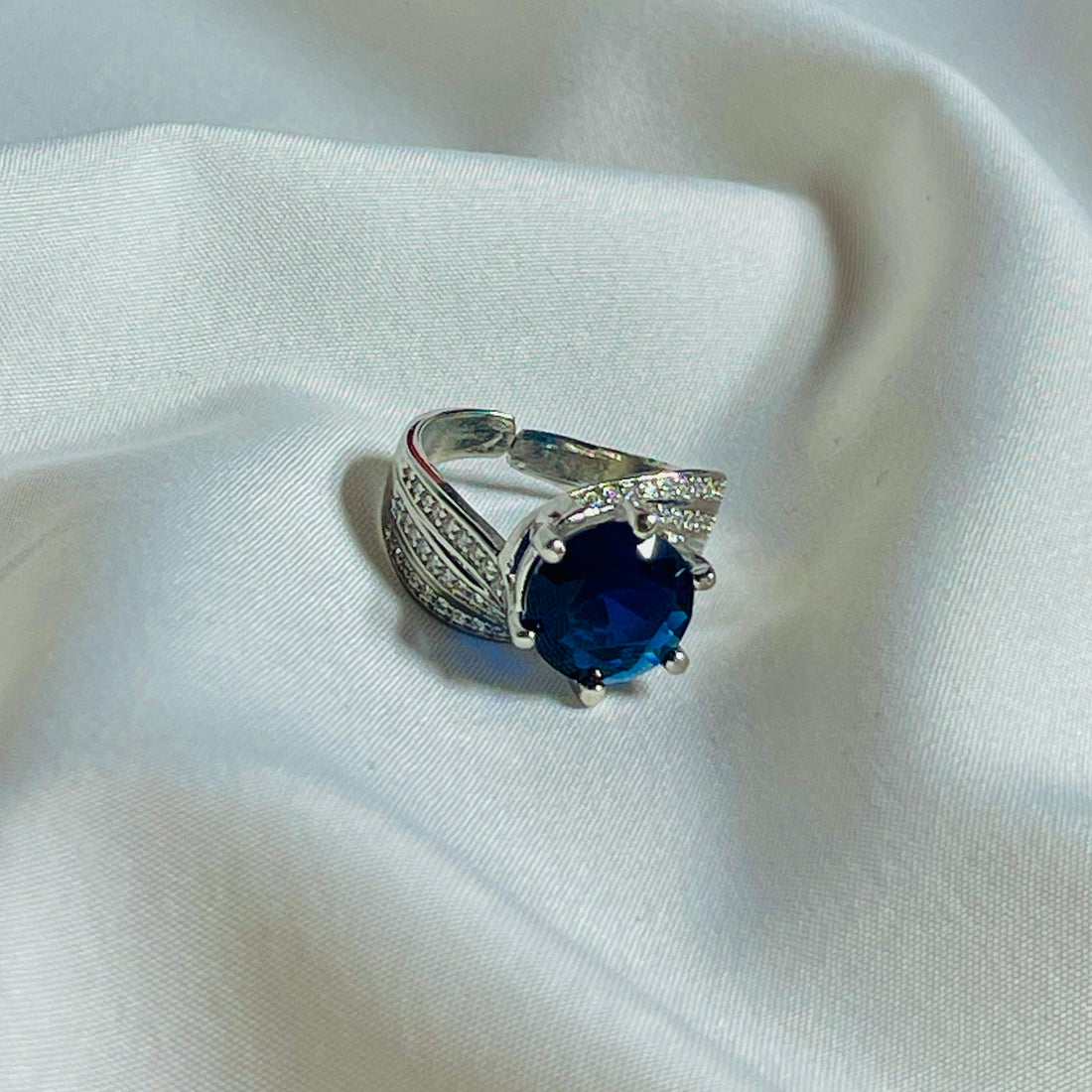 Silver Ring With Royal Blue Stone