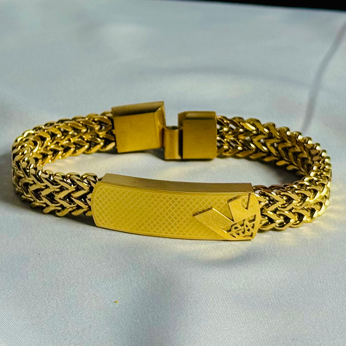 12mm Signature Eagle Logo Gold Chain Bracelet