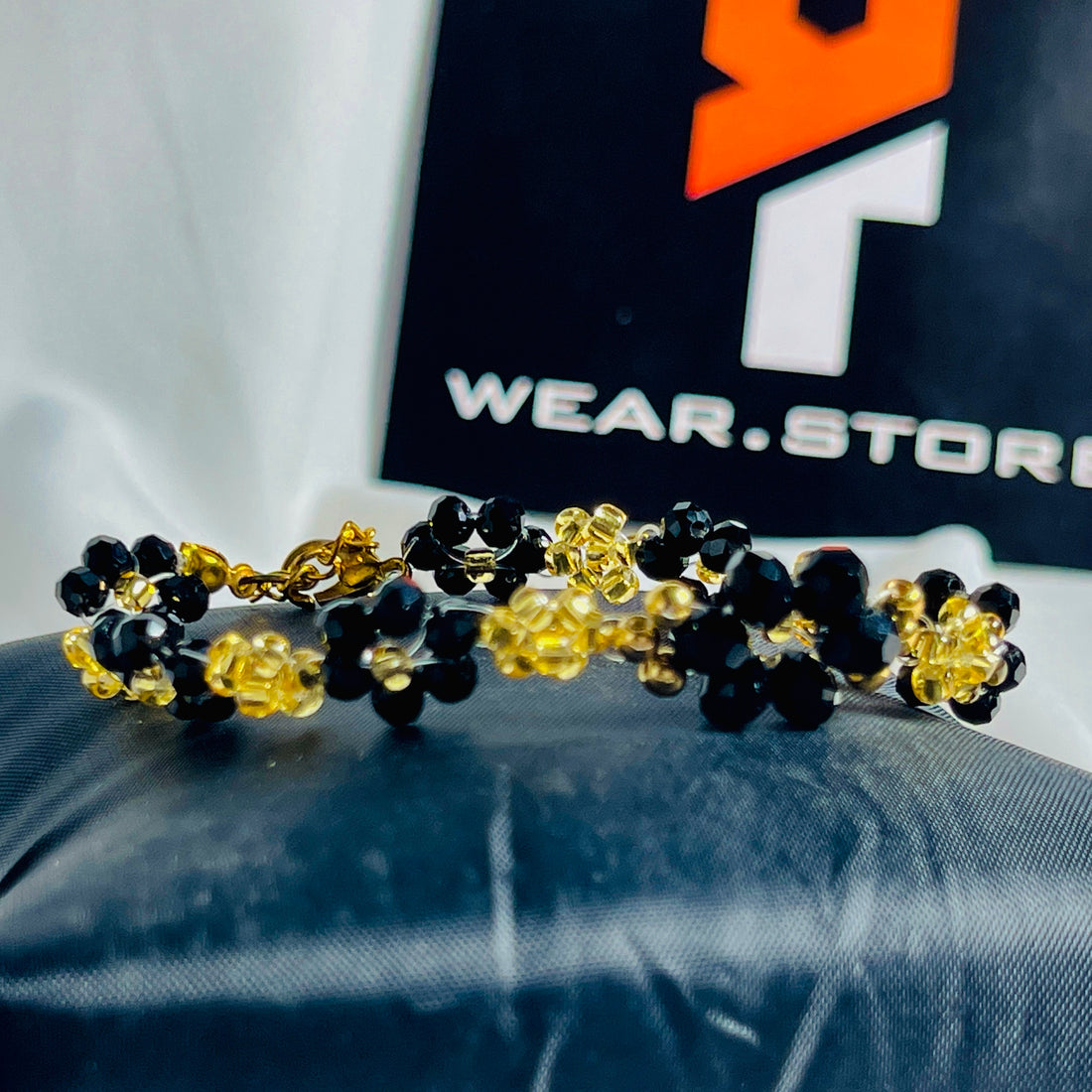 Midnight Bloom Bracelet Black & Gold